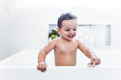 Little Charlie Bath Soak – Gentle & Nourishing Soak for Babies & Sensitive Skin, Made with Collodial Oat, Blue Chamomile & Coconut, Moisturizes & Soothes Delicate Skin, 26oz