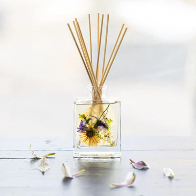 Rosy Rings Botanical Reed Diffuser 4oz - Lasts 4-6 Months Aromatherapy Notes of Cashmere Vanilla Jasmine Lily Sandalwood Apple Long Lasting Floral Luxurious Home Fragrance Decor Gifts (Vanilla Rain)