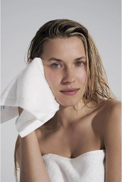 Resore Body Towel - 56" x 30" 700GSM Luxury Bath Shower Towel Skin Rejuvenating, Odor Preventing, Highly Absorbent, Aegean Turkish Cotton Botanical Lyocell Blend, Super Plush Bathroom Wash Cloth White