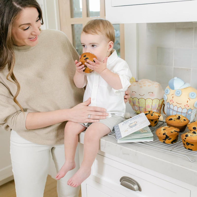 Snuggle Muffins Snuggler & Bedtime Story Time Book Gift Set with a Delicious Recipe for a Sweet Treat to Bring Families Together in The Kitchen! Soft & Cuddly Learning (Lily Vanilly)