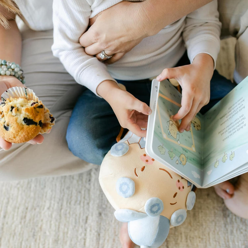 Snuggle Muffins Snuggler & Bedtime Story Time Book Gift Set with a Delicious Recipe for a Sweet Treat to Bring Families Together in The Kitchen! Soft & Cuddly Learning (Buddy Blueberry)