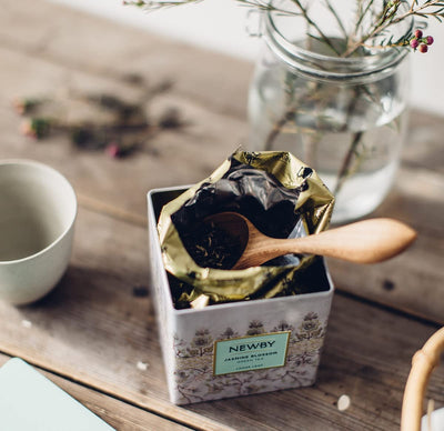 Jasmine Blossom – 125g Loose Leaf Tea Caddy – Floral & Fragrant Green Tea by Newby Teas