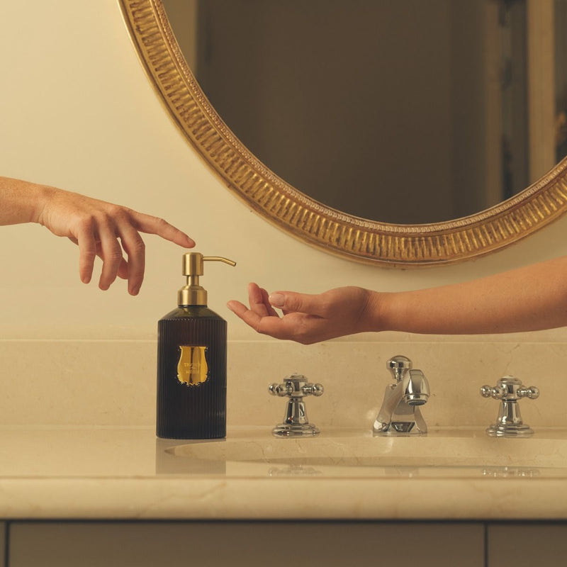 Vixi Botanical Liquid Hand & Body Soap – Petit Grain, Sage & Sandalwood for a Refreshing, Aromatherapeutic Cleanse 350 ml